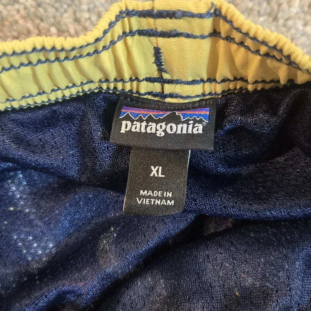Patagonia Baggies Shorts Youth XL Blue, Yellow  Lined Swim Trunks Melon Print